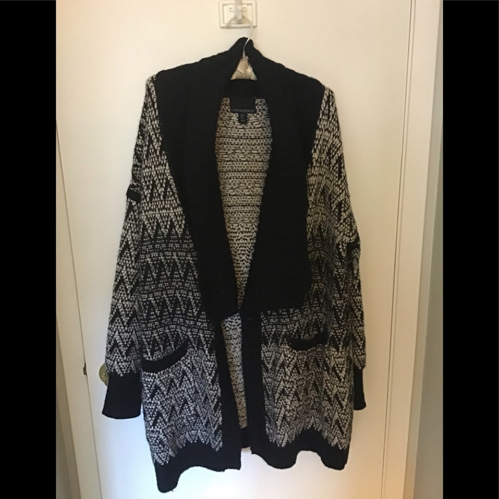 Heavy Open Sweater